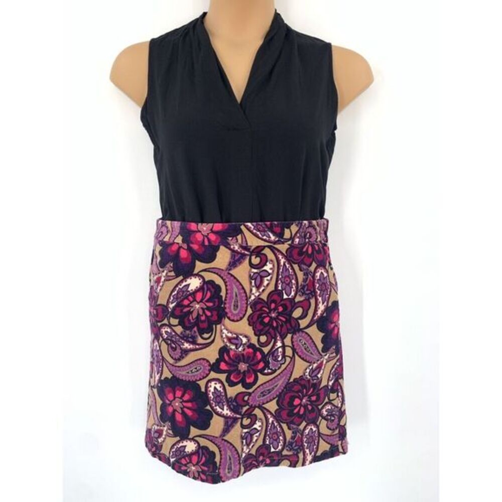Anne Taylor Beige with Purple Paisley Velour Stretch Women's Skirt Size 4 Petite